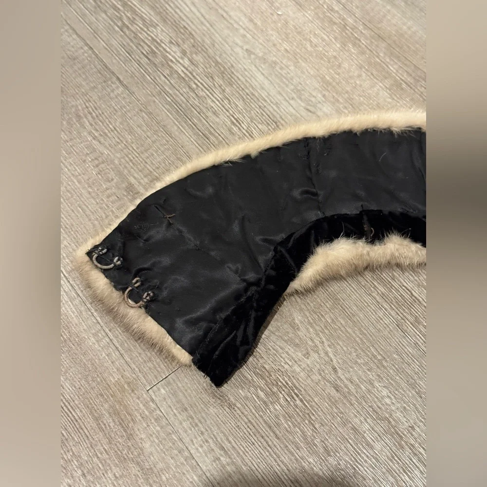 Vintage Mink Fur Beige Collar - 23